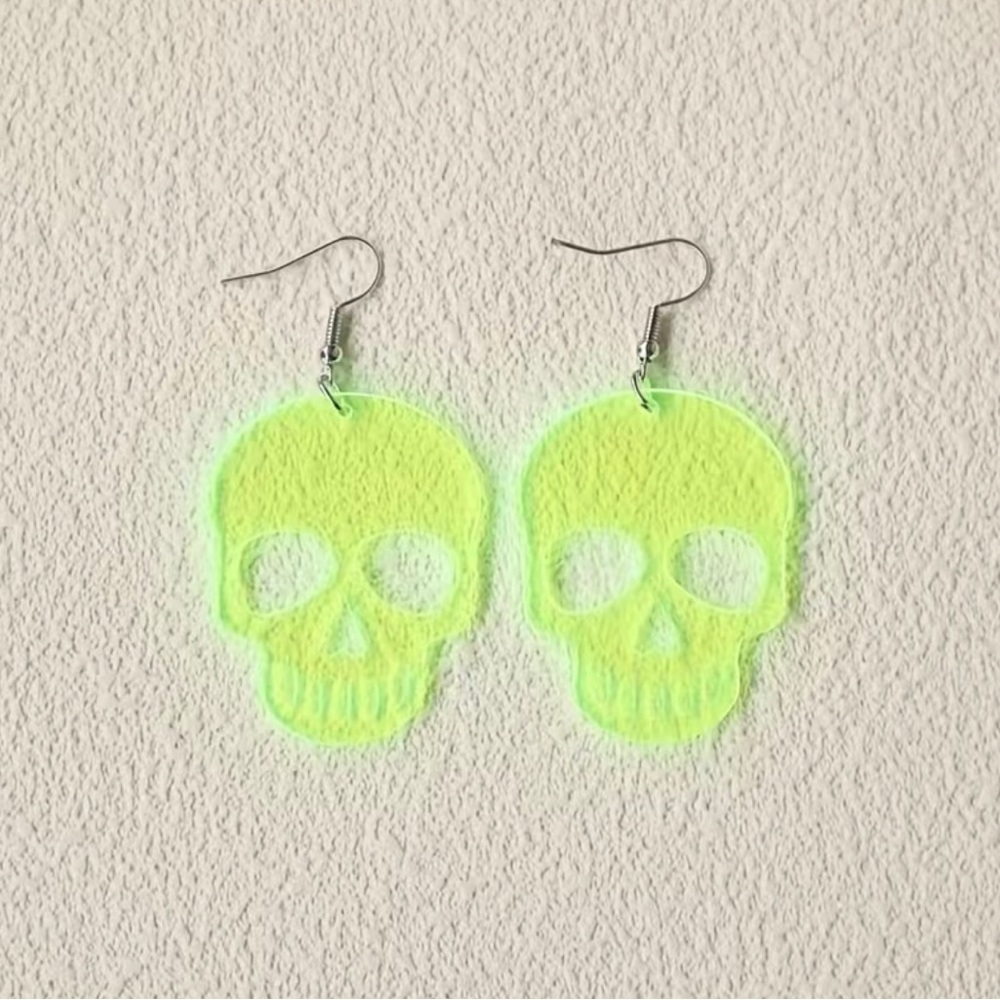 Fluorescent Skull Earrings 💀